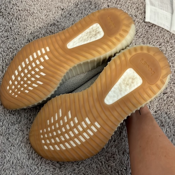 Yeezy Adidas Gray Sneakers 7 - Picture 7 of 9